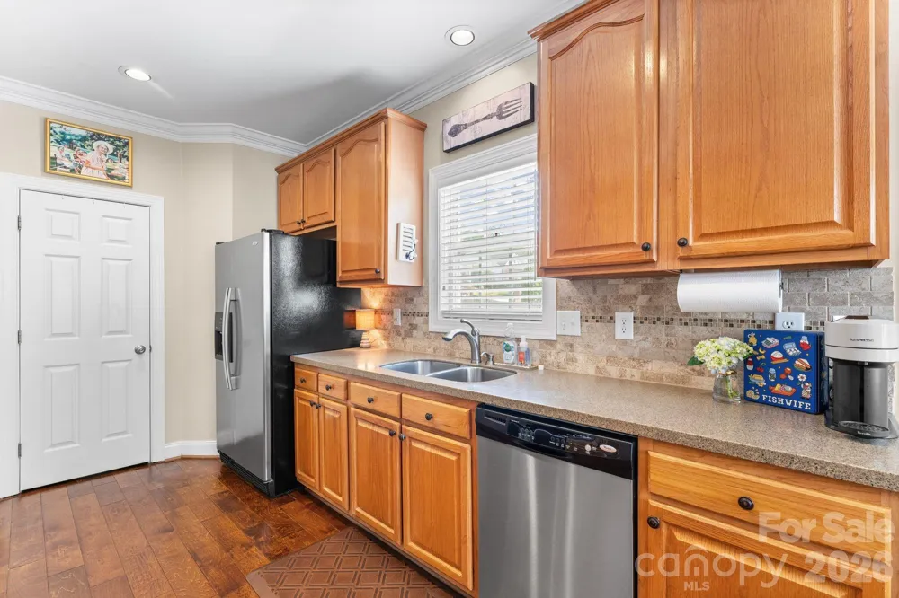 1900 Austin Place Lane Winston Salem, NC 27127