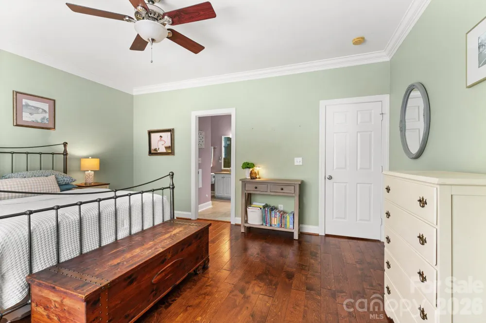 1900 Austin Place Lane Winston Salem, NC 27127