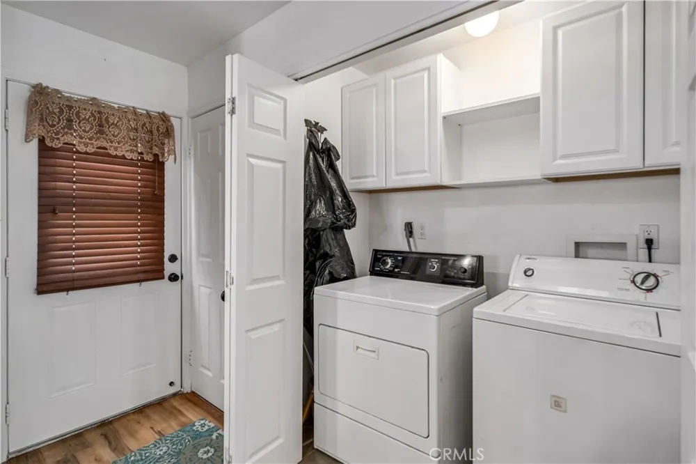 14977 Elizabeth Lake Rd Lake Elizabeth, CA 93532