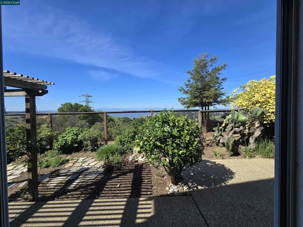 116 Bayhurst Dr Vallejo, CA 94591