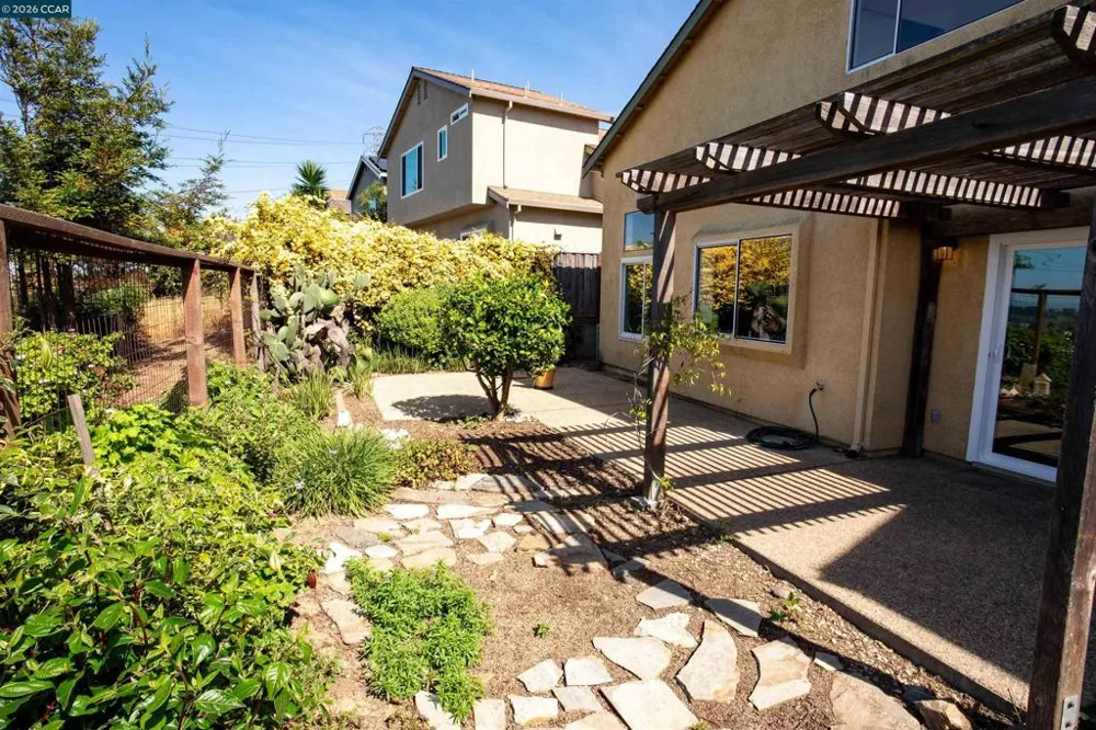 116 Bayhurst Dr Vallejo, CA 94591