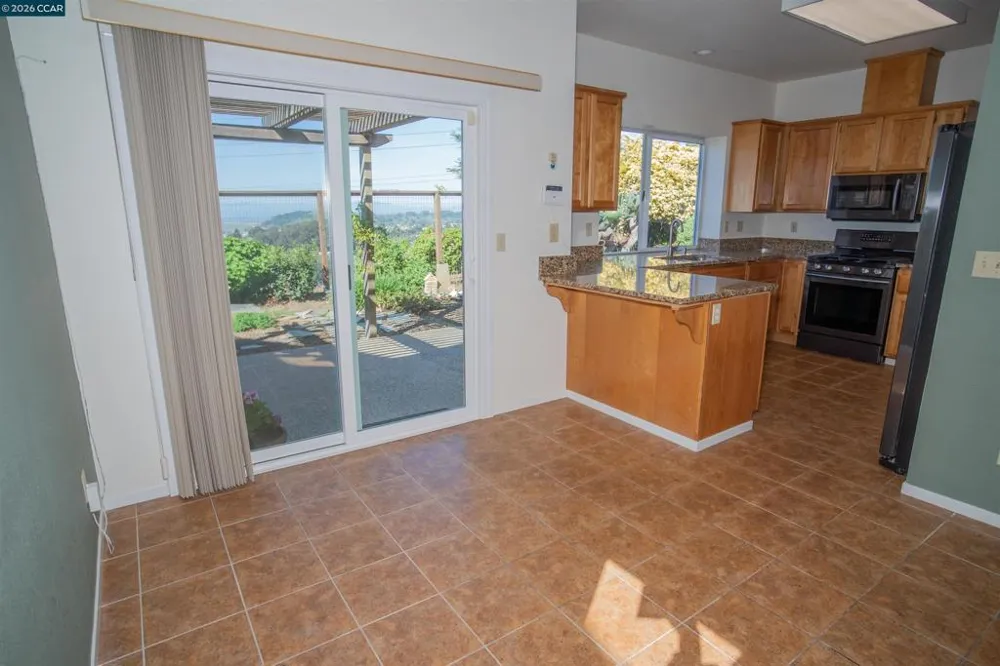 116 Bayhurst Dr Vallejo, CA 94591
