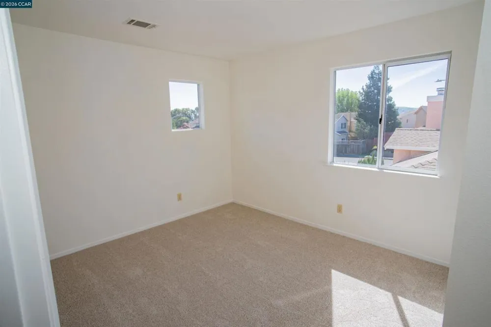 116 Bayhurst Dr Vallejo, CA 94591