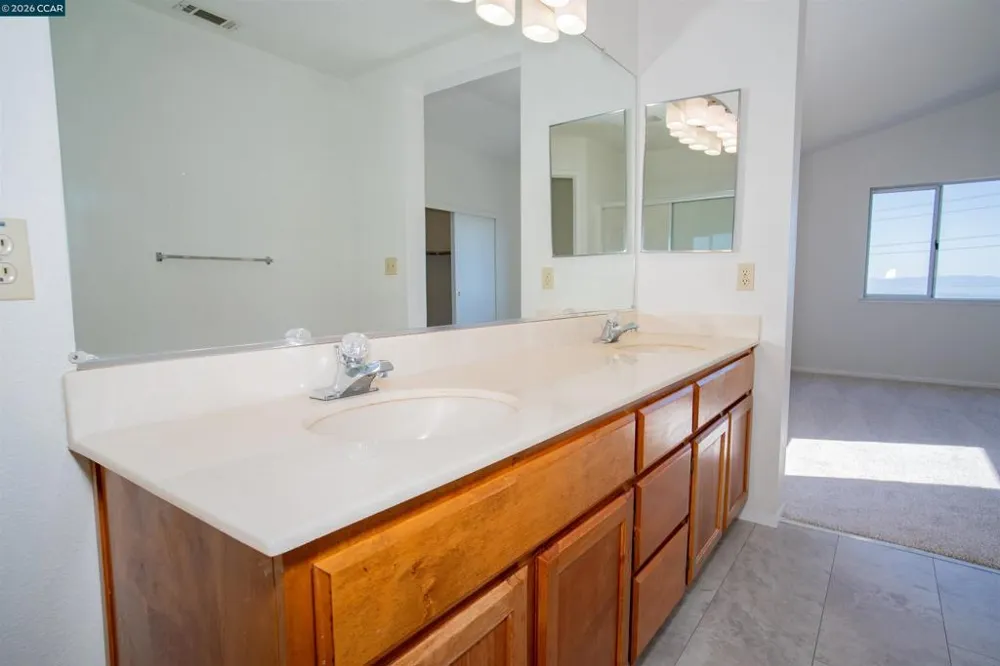 116 Bayhurst Dr Vallejo, CA 94591