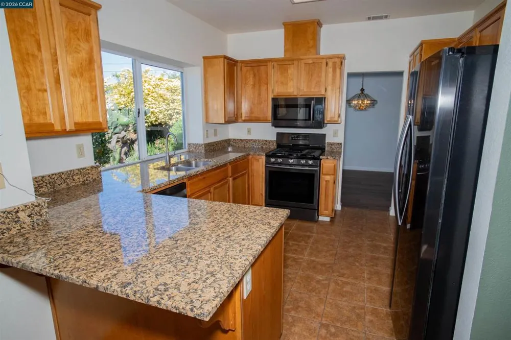 116 Bayhurst Dr Vallejo, CA 94591