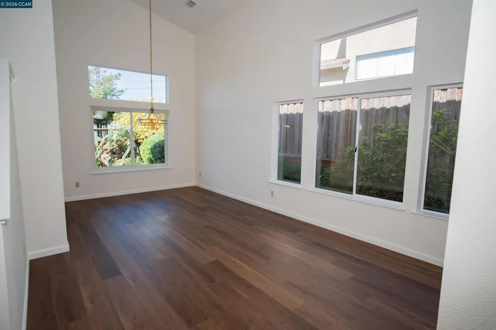 116 Bayhurst Dr Vallejo, CA 94591
