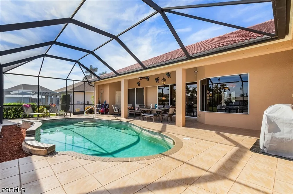 SE 18th Avenue Cape Coral, FL 33904