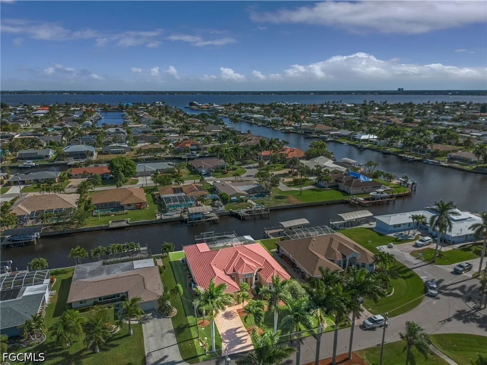 SE 18th Avenue Cape Coral, FL 33904