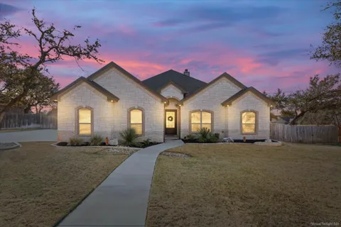 102 Rancho Del Lago Lane