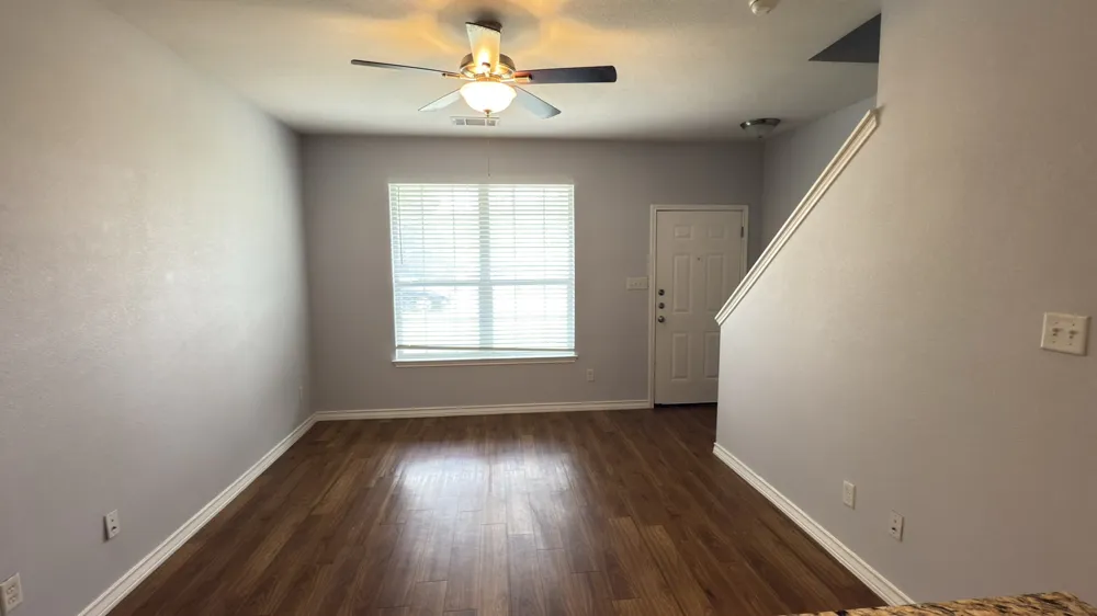 400 West Street #B Hutto, TX 78634
