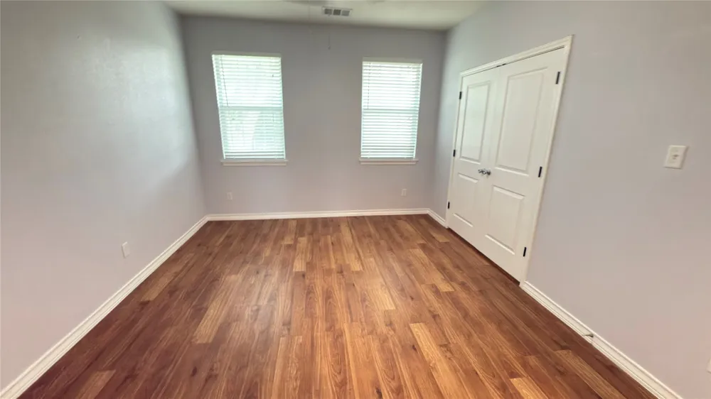 400 West Street #B Hutto, TX 78634
