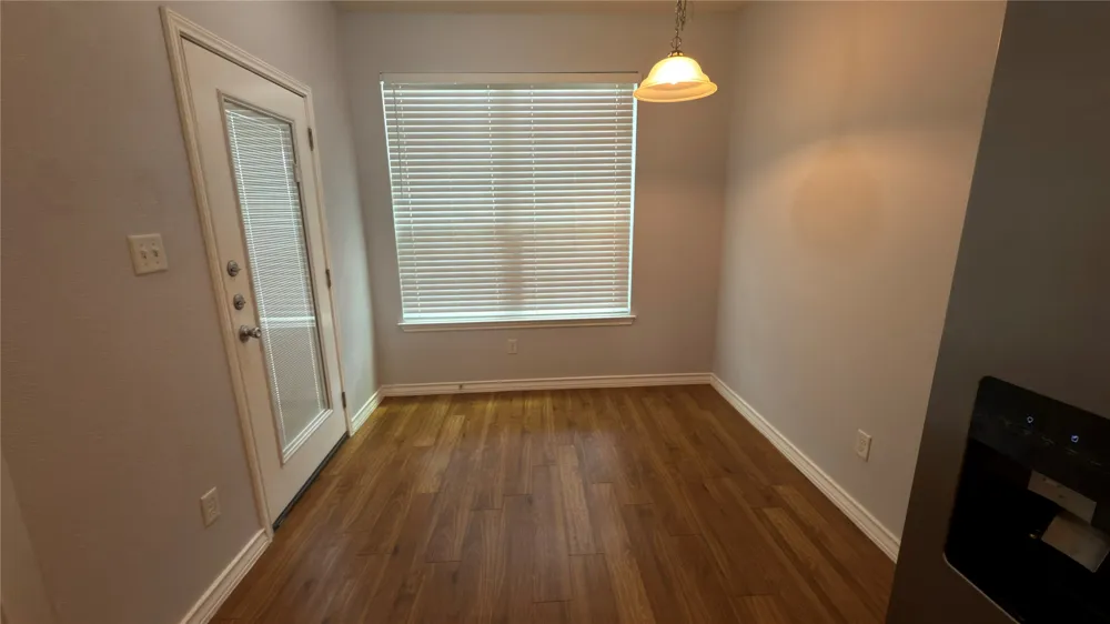 400 West Street #B Hutto, TX 78634