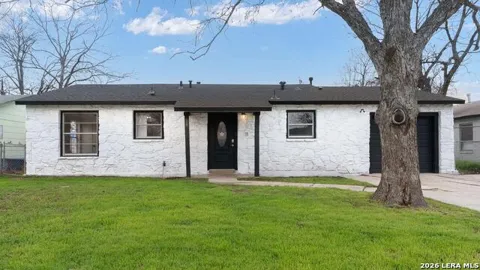 158 BAYVILLE DR