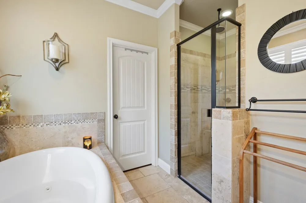 1104 Catalina Bay Boulevard Granbury, TX 76048