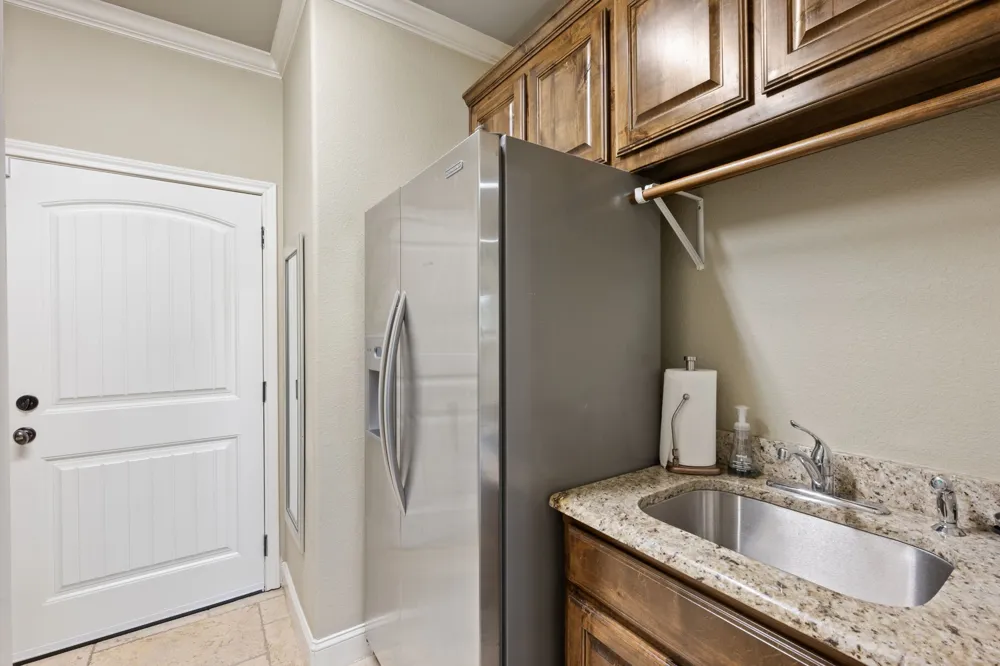 1104 Catalina Bay Boulevard Granbury, TX 76048