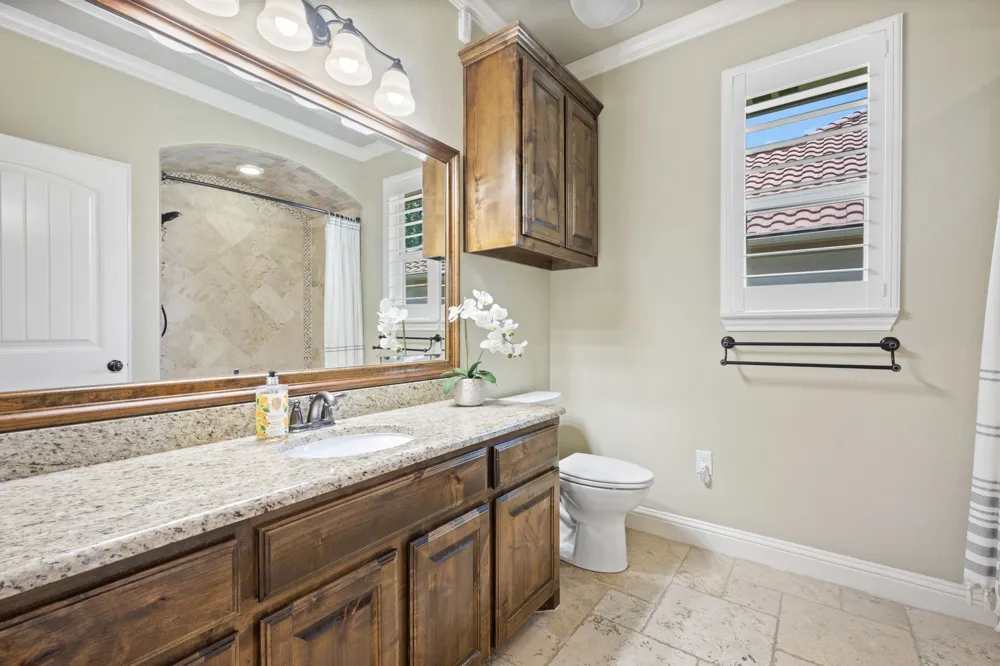 1104 Catalina Bay Boulevard Granbury, TX 76048
