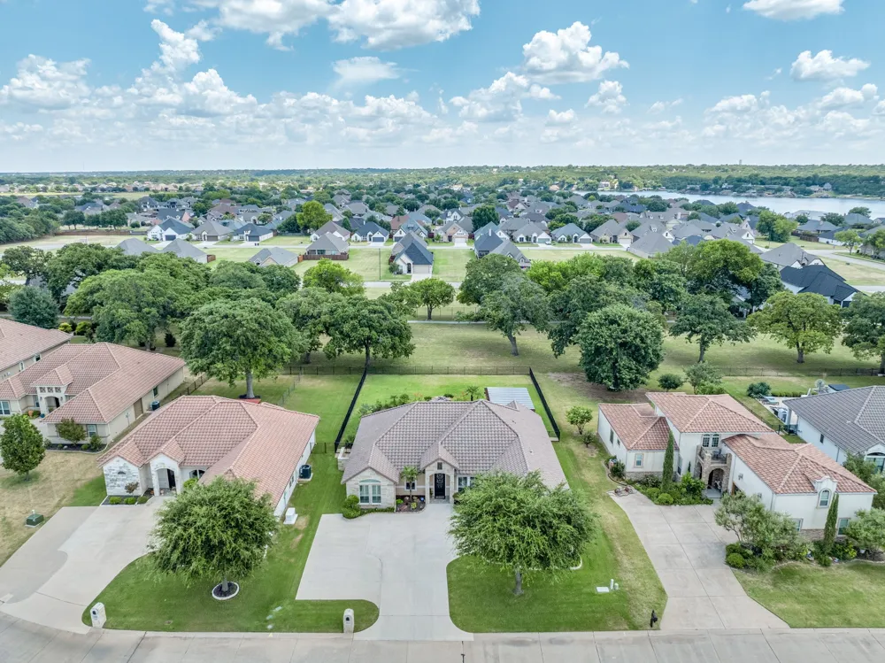 1104 Catalina Bay Boulevard Granbury, TX 76048