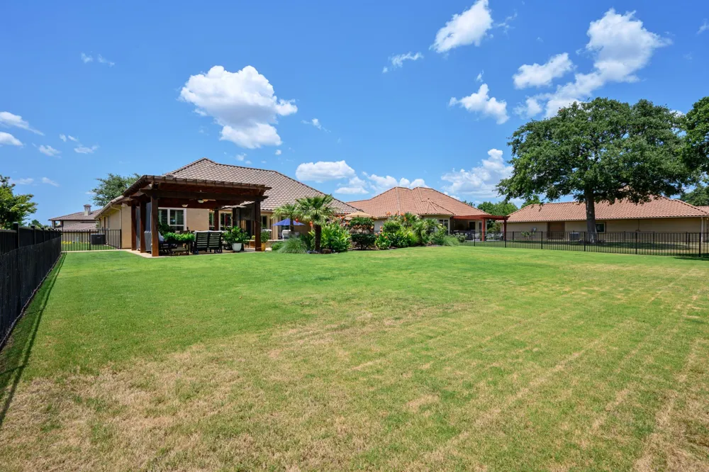 1104 Catalina Bay Boulevard Granbury, TX 76048