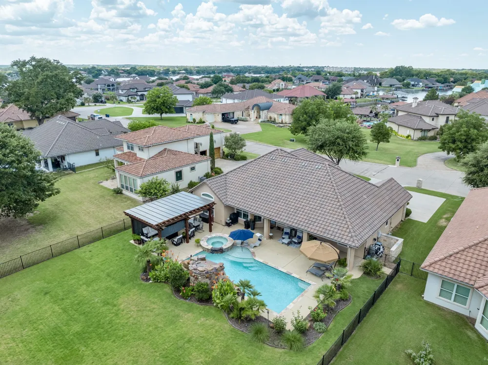 1104 Catalina Bay Boulevard Granbury, TX 76048