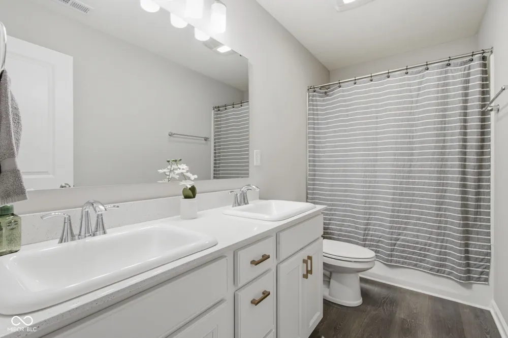 232 Waterford Lane Pendleton, IN 46064