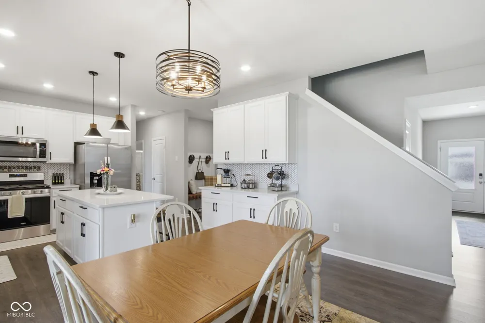 232 Waterford Lane Pendleton, IN 46064