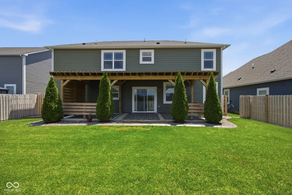 232 Waterford Lane Pendleton, IN 46064