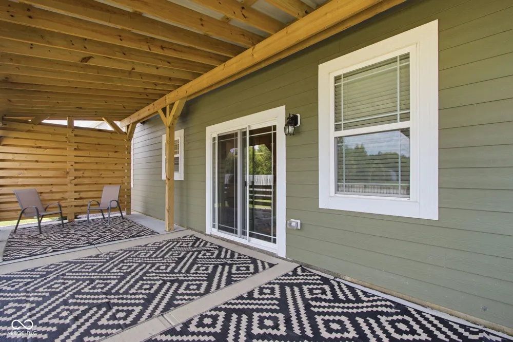 232 Waterford Lane Pendleton, IN 46064