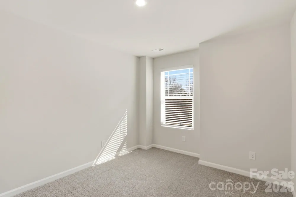2565 Hedgecliff Road Kannapolis, NC 28025