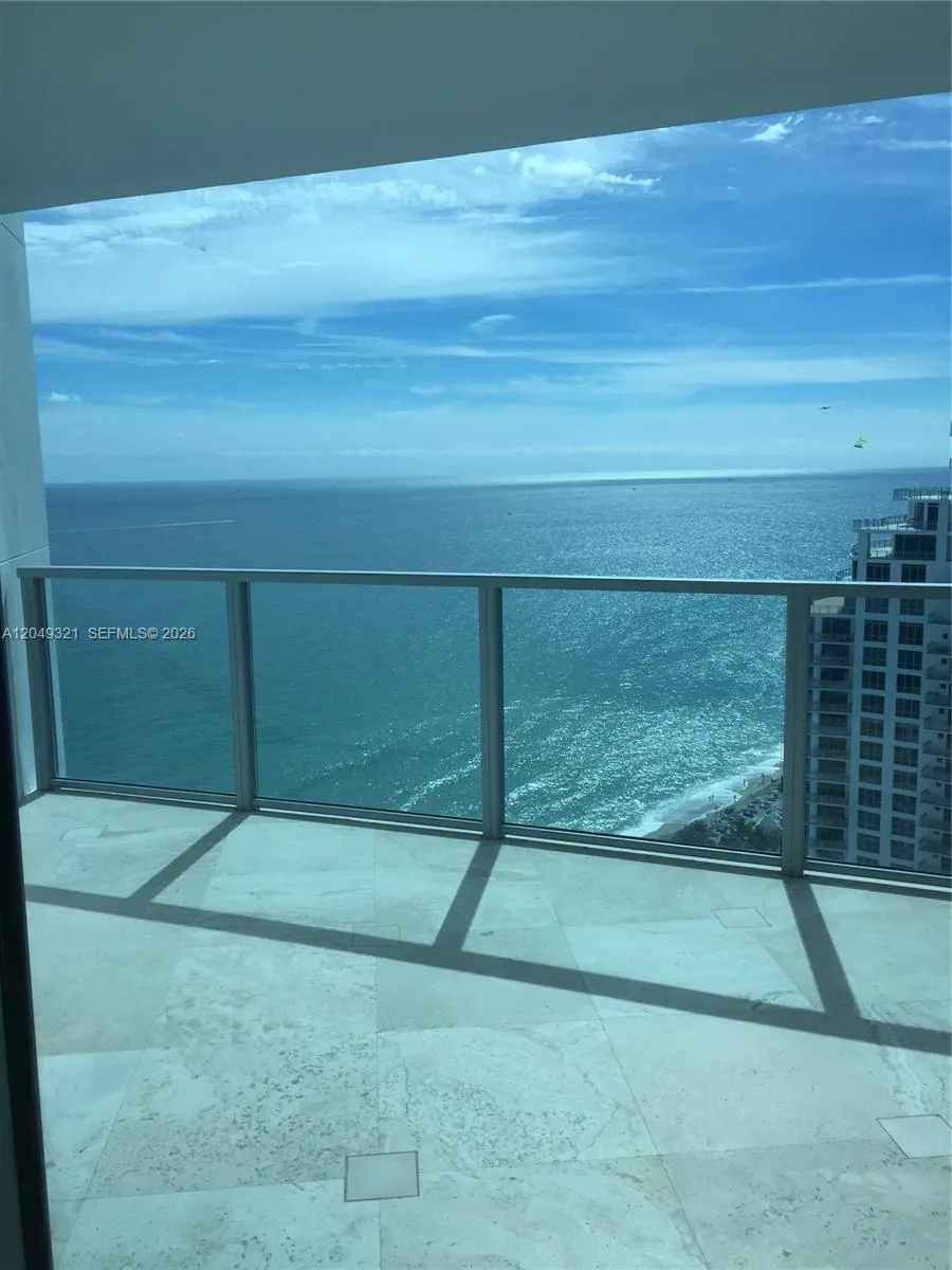 3101 S Ocean Dr #1406 Hollywood, FL 33019