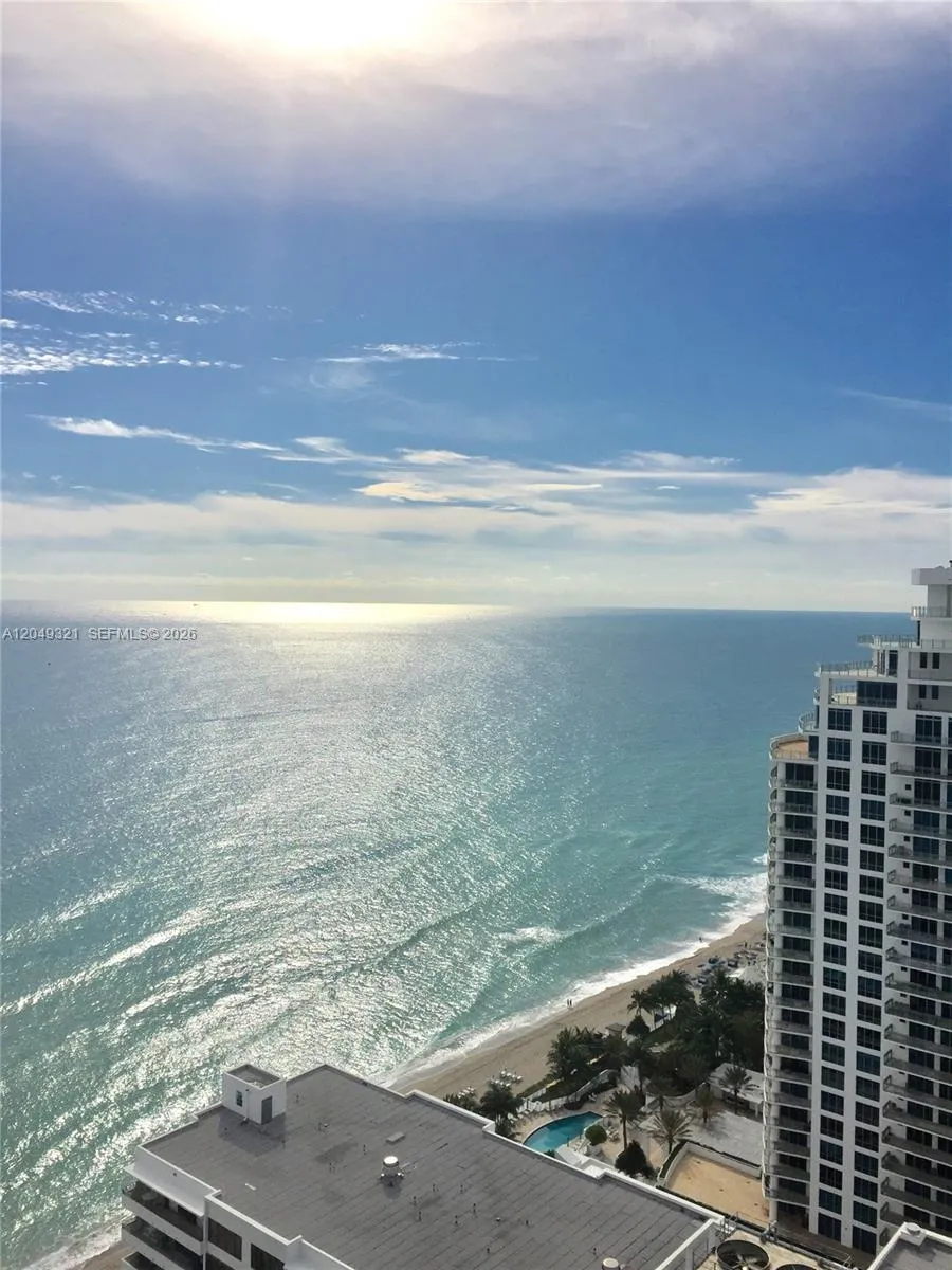 3101 S Ocean Dr #1406 Hollywood, FL 33019
