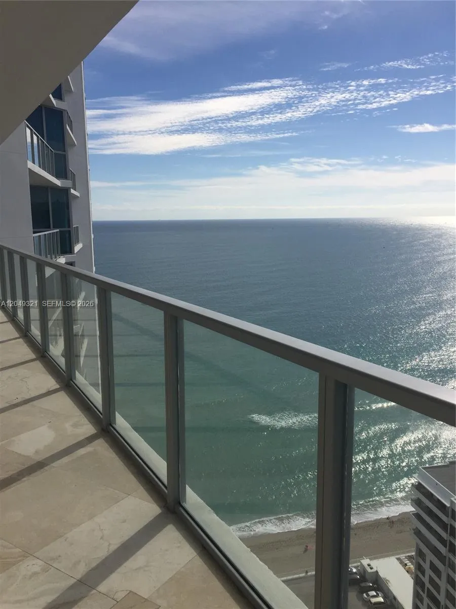 3101 S Ocean Dr #1406 Hollywood, FL 33019