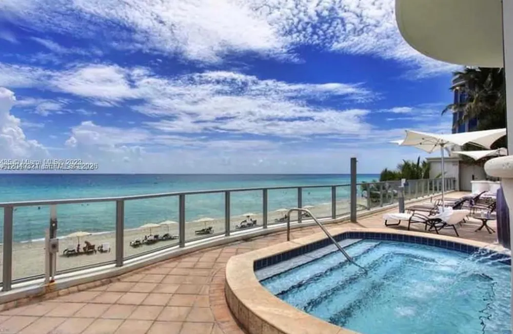 3101 S Ocean Dr #1406 Hollywood, FL 33019
