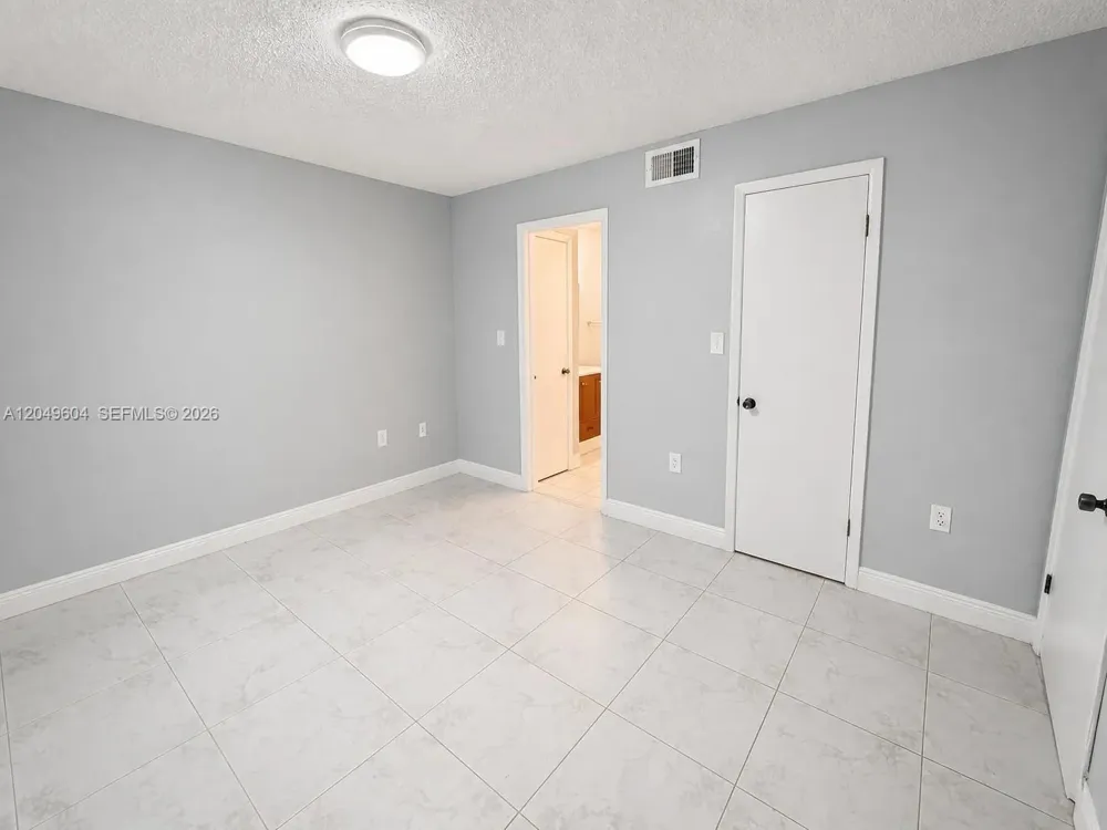 15560 SW 104th TER #611 Miami, FL 33196