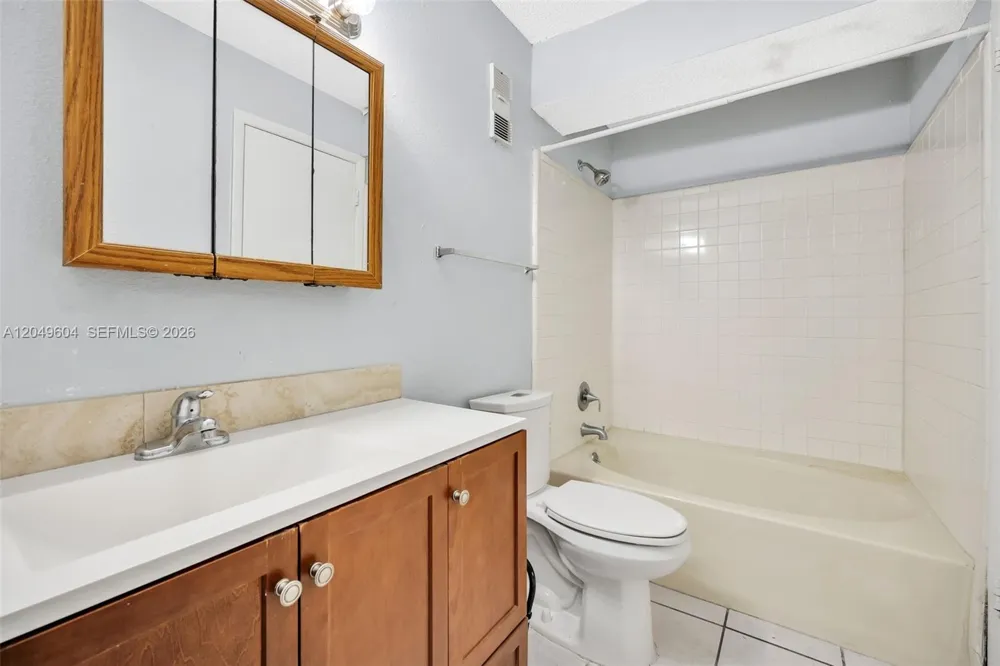 15560 SW 104th TER #611 Miami, FL 33196