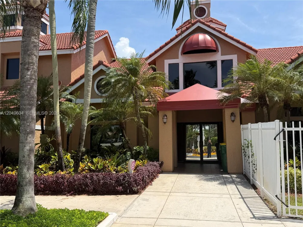 15560 SW 104th TER #611 Miami, FL 33196