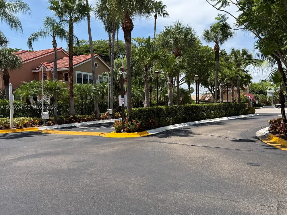15560 SW 104th TER #611 Miami, FL 33196