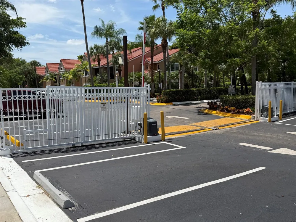 15560 SW 104th TER #611 Miami, FL 33196