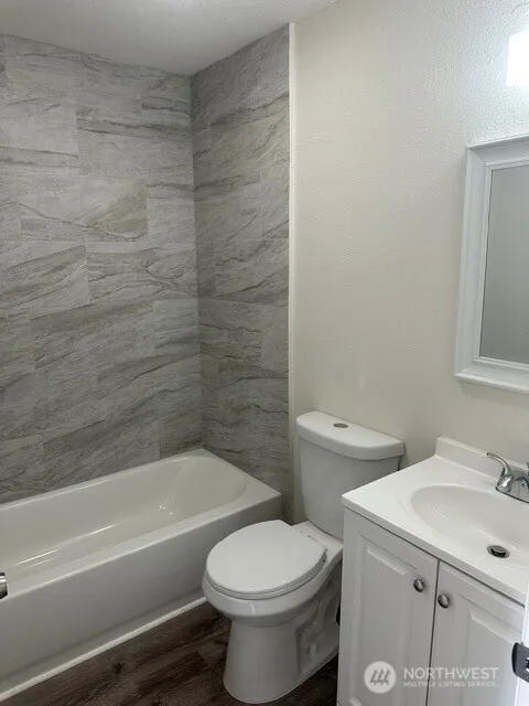210 24Th Avenue Longview, WA 98632