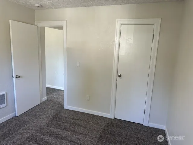 210 24Th Avenue Longview, WA 98632