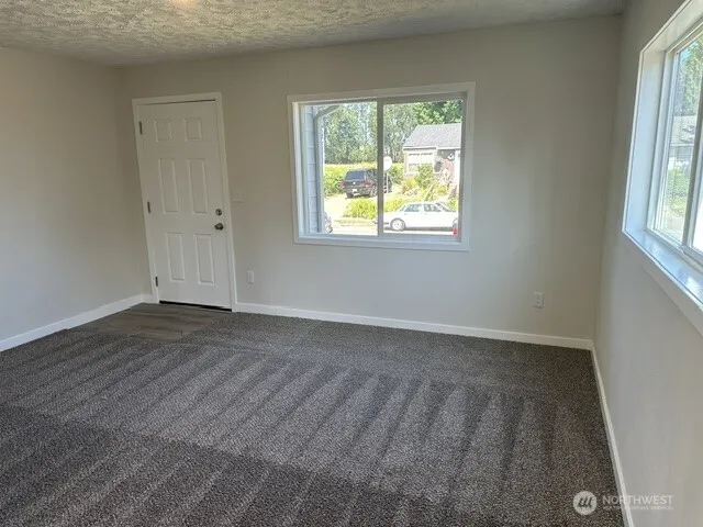 210 24Th Avenue Longview, WA 98632
