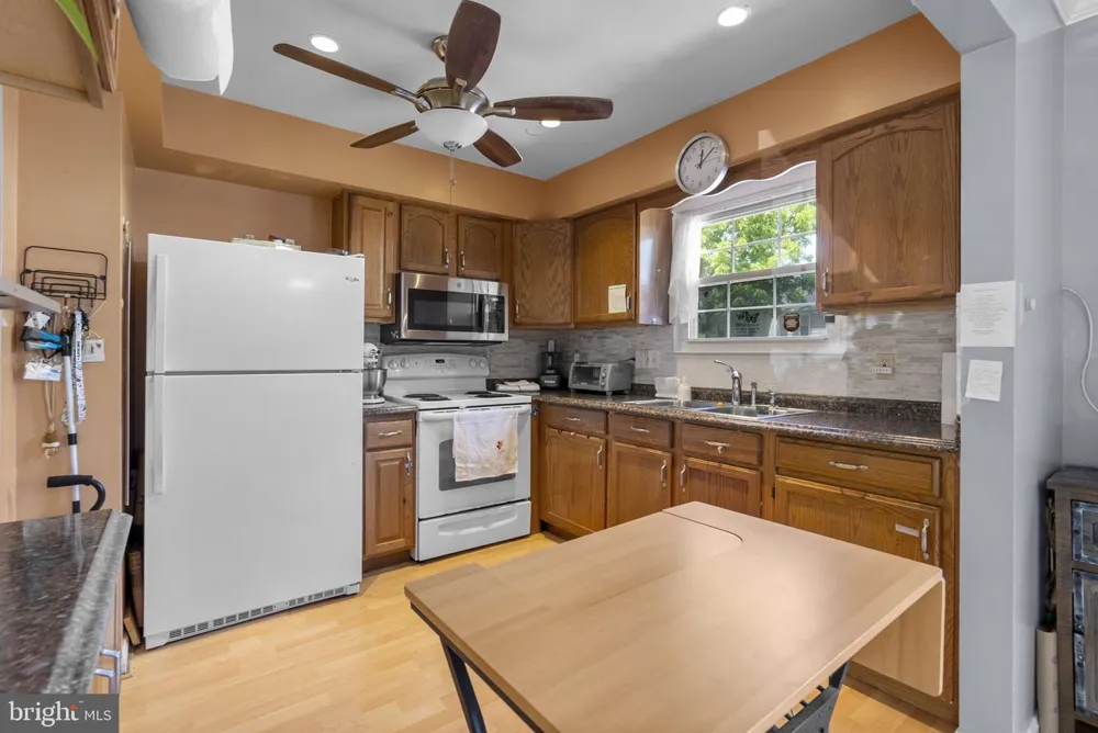 4505 CANNES LANE Olney, MD 20832