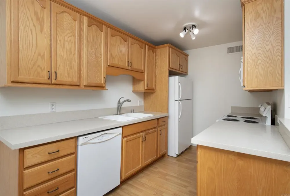 6304 Friars Rd #330 San Diego, CA 92108