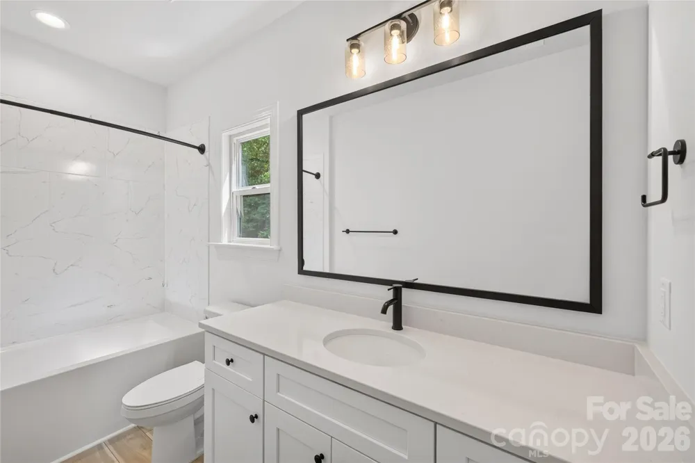 6087 Cambridge Drive Harrisburg, NC 28075