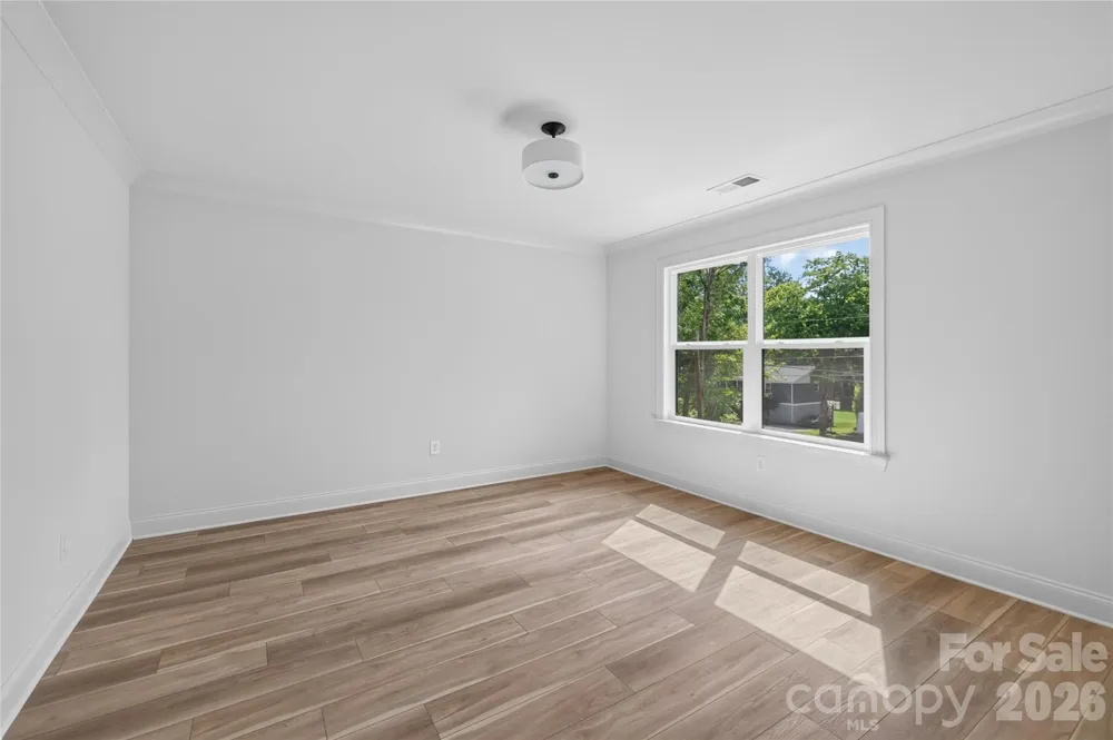 6087 Cambridge Drive Harrisburg, NC 28075