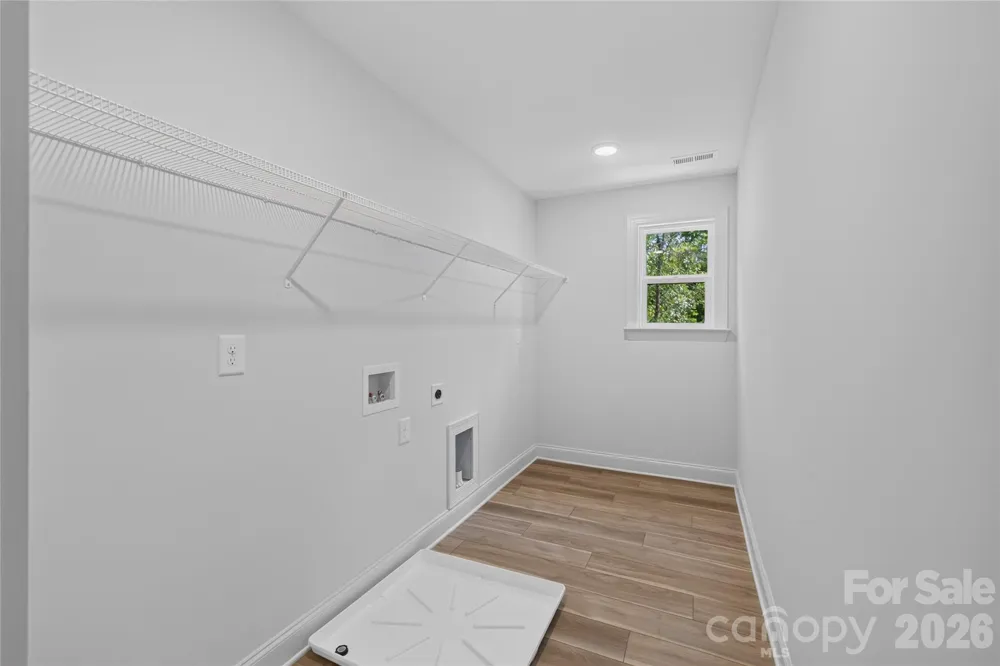 6087 Cambridge Drive Harrisburg, NC 28075