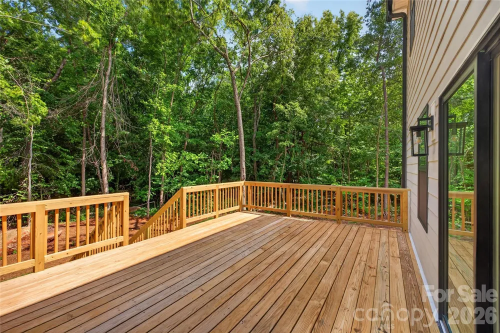 6087 Cambridge Drive Harrisburg, NC 28075