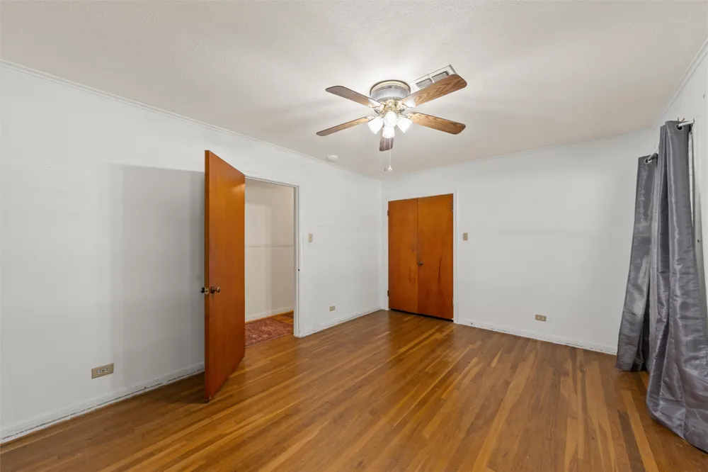 207 Marable Street West, TX 76691