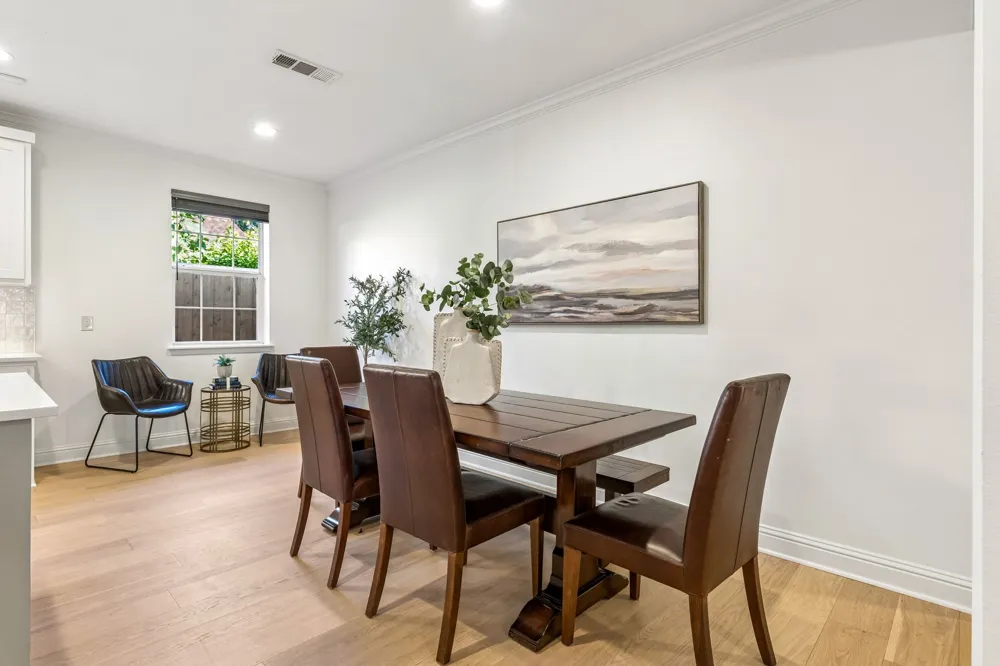 3744 Highgrove Drive Dallas, TX 75220