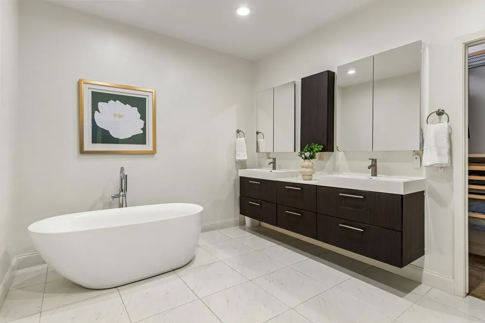 3744 Highgrove Drive Dallas, TX 75220