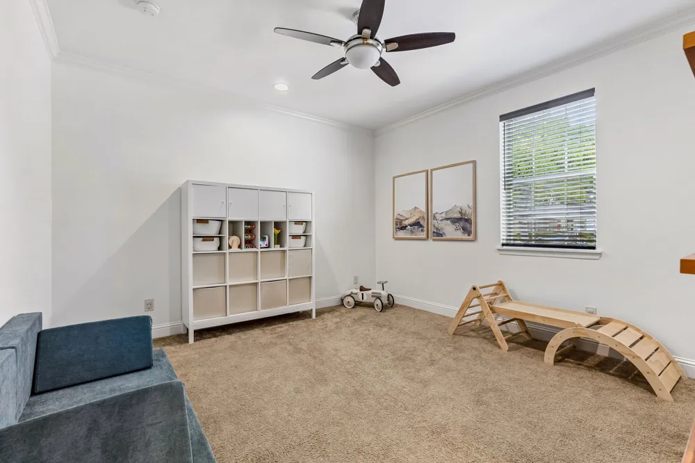 3744 Highgrove Drive Dallas, TX 75220
